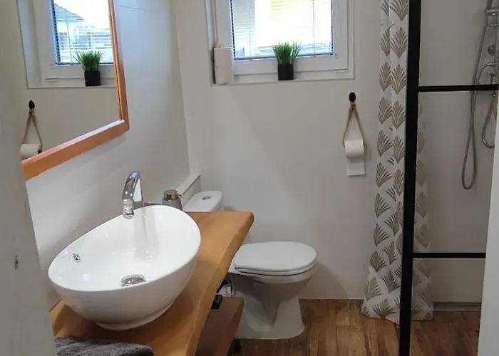 Semesterbostad Vikendovy Dom Hlboka *