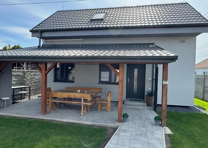 Vikendovy Dom Hlboka *