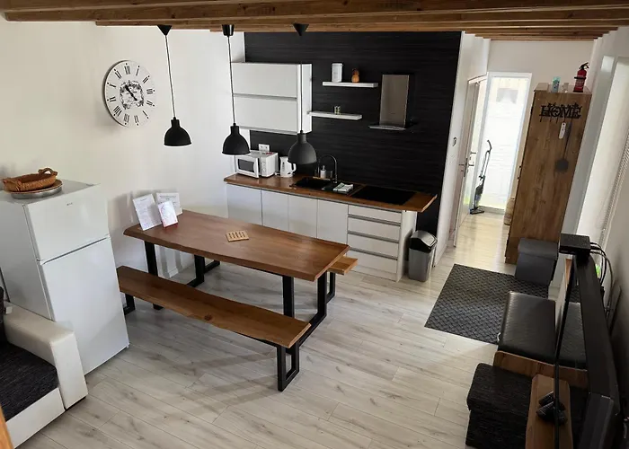 別荘 Vikendovy Dom Hlboka *